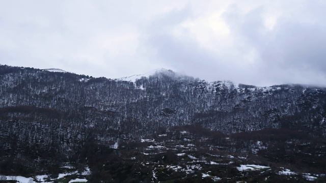 CORDILLERA CANTABRICA: LAGO VALLE (SOMIEDO-ASTURIAS) смотреть онлайн