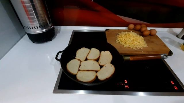 как приготовить пицца из батона / быстрая пицца /вкусная пицца /pizza смотреть онлайн