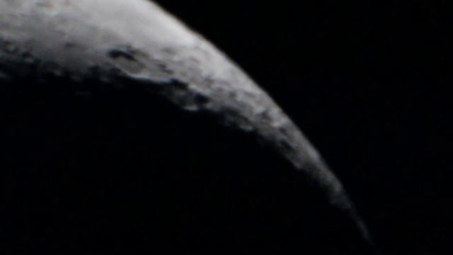 The Moon seen thorugh a turbulent atmosphere смотреть онлайн