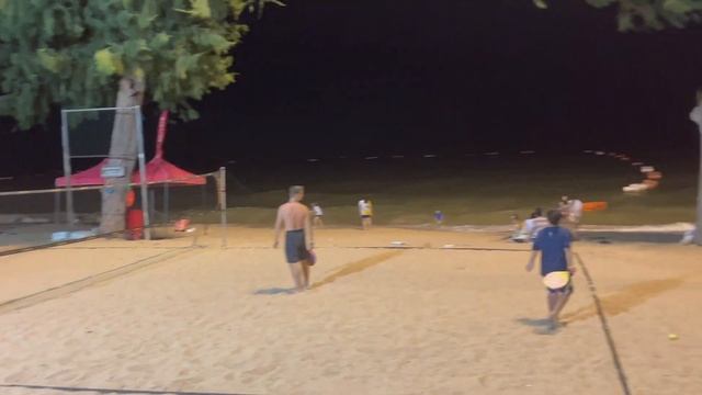 Прогулка по Паттайе в несезон смотреть онлайн