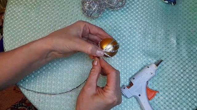 Как Сделать Шар из Ниток Фольги смотреть онлайн