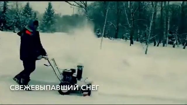 Уборка снега: расчистка крыш смотреть онлайн