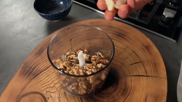 ??ЭТОТ ГРУЗИНСКИЙ САЛАТ Я БУДУ ГОТОВИТЬ ВСЁ ЛЕТО! смотреть онлайн