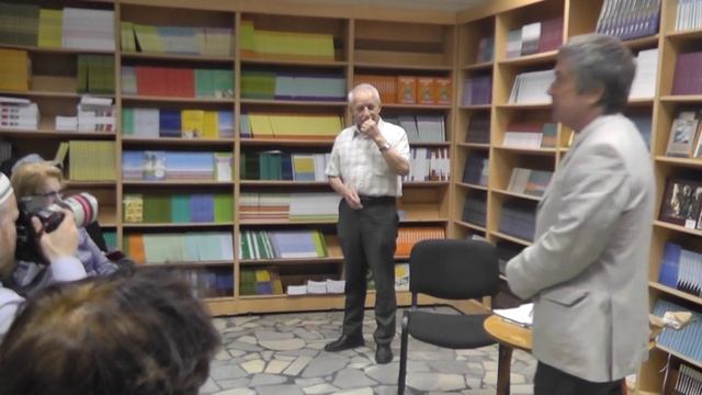 21.06.2017 Автограф-сессия с составителем книги о Казани. 06790 смотреть онлайн
