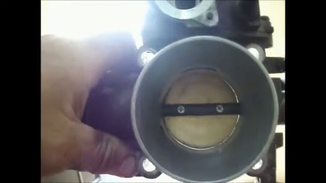 Особенности чистки дросселя Мицубиши Ланцер IX смотреть онлайн