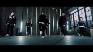 Дети классно станцевали Шафл!  Просто супер! Shuffle Dance & Cutting Shapes