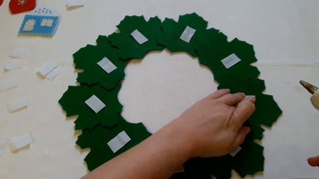 НОВОГОДНИЙ ВЕНОК - ИГРУШКА из фетра DIY смотреть онлайн