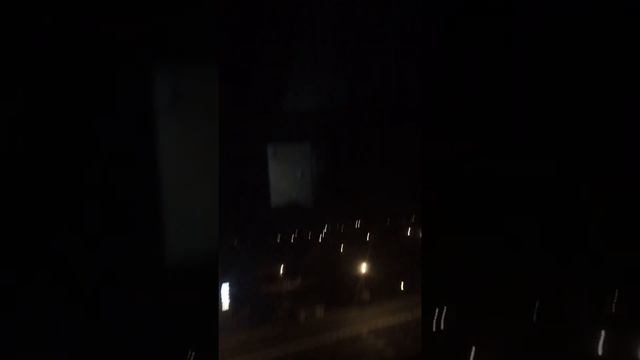 Разряды молнии до 2:00 часов ночи смотреть онлайн