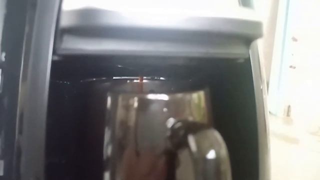 Демонстрация работы капельной кофеварки HYUNDAI HYD 0101 смотреть онлайн