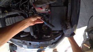 Замена левой подушки двигателя Opel Astra H