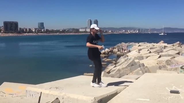 Танец Диско. Девушки классно дёргаются ! Танцуют все смотреть онлайн