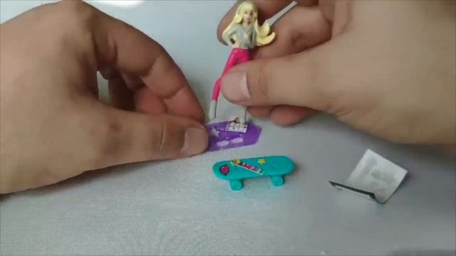 Открываем Киндер Сюрпризы Вместе Со Всеми Друзьями смотреть онлайн