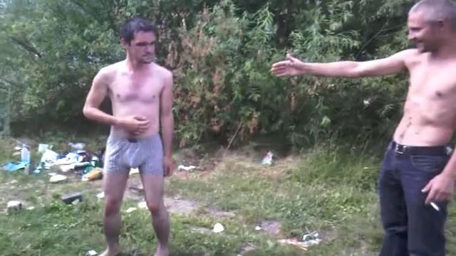 Ну поддатый был, хотя черный пояс по каратэ!.mp4