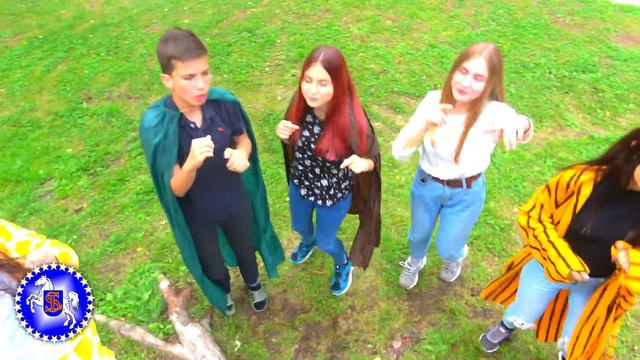 Языковой лагерь "Santa Lingua" // The Royal Fleet Team (5th summer sess.'17) смотреть онлайн