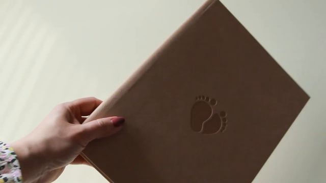 Первый альбом малыша | MomsBook смотреть онлайн