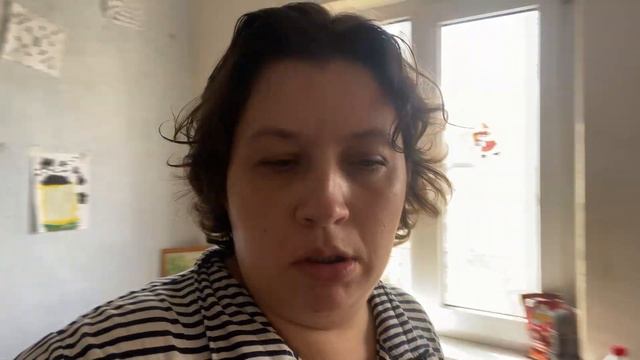 Потеплело Домашняя парикмахерская и уборка во дворе смотреть онлайн