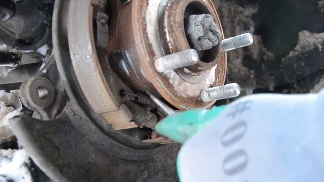 Регулировка ручника и замена колодок ручника Киа Соренто II.(Handbrake Adjustment On Kia Sorento II