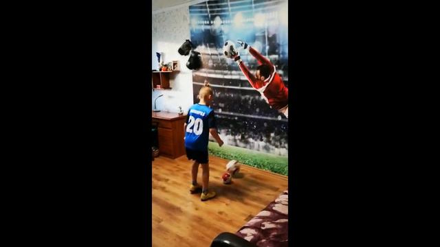 Райво | Я люблю футбол! смотреть онлайн