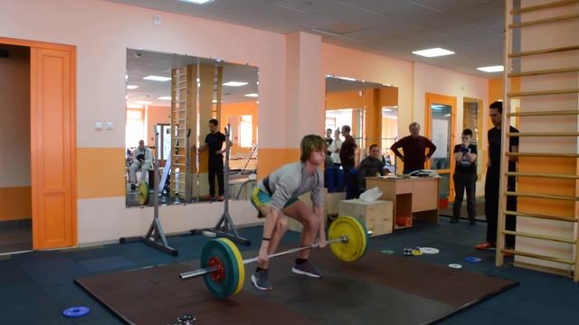 Толчок 75 кг удался (4-я дополнительная попытка) соревнования в зале