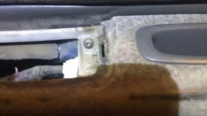 Снятие блока управления стеклоподъемников на Тойота Креста