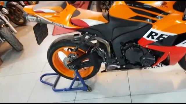 Первый выкат на CBR 600 RR