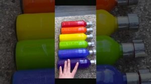 Разбил бутылки по лестнице на 1000$