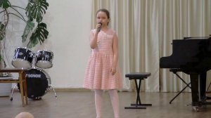 04_Сказки гуляют по свету, исп. Крысова Таисия