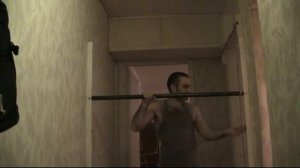 Домашний турник - прочный и надёжный турник в квартире.