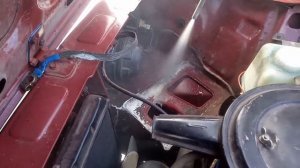 Очистка поддона аккумулятора от кислоты