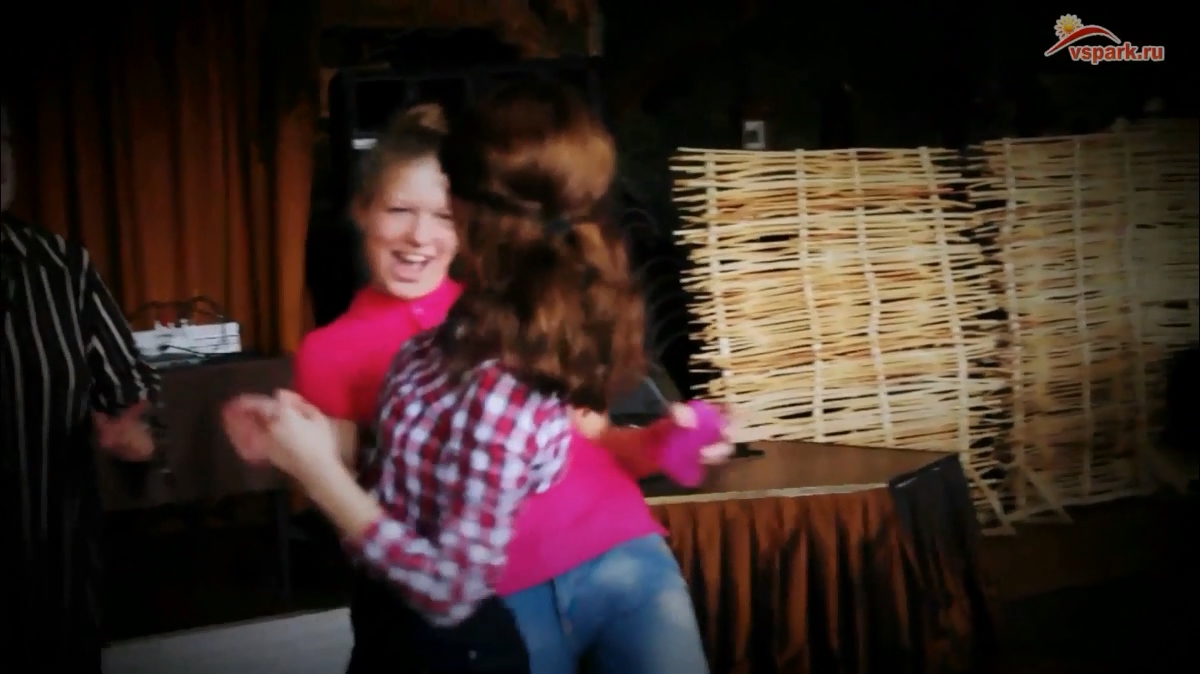 36 школа г. Владимира. Дискотека во Владимиро-Суздальском парке активного отдыха на Заячьей Горе. смотреть онлайн