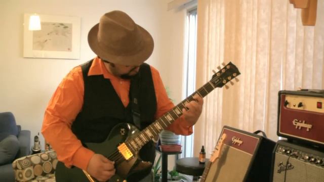 New Year's Day by U2 (as performed @ Slane Castle, Ireland) смотреть онлайн