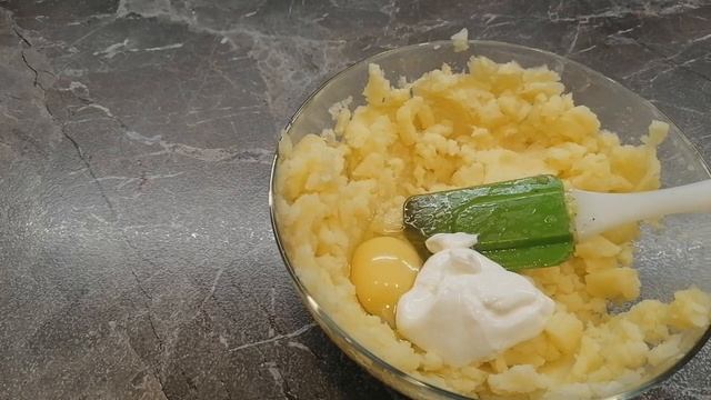 Кабачок+картошка=Необыкновенная вкуснятина из доступных продуктов./Zucchini + Potatoes смотреть онлайн
