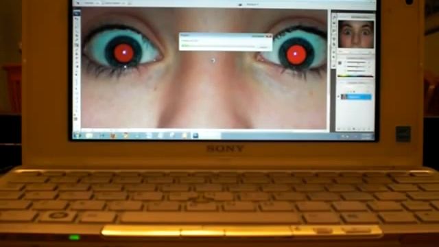 Vaio P Windows 7 Photoshop CS3 Performing Red eye correction on relatively high resolution photo смотреть онлайн
