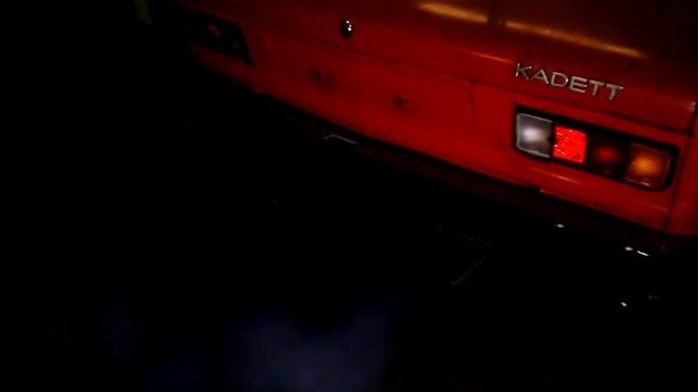 Opel kadett c met rover V8 sound смотреть онлайн