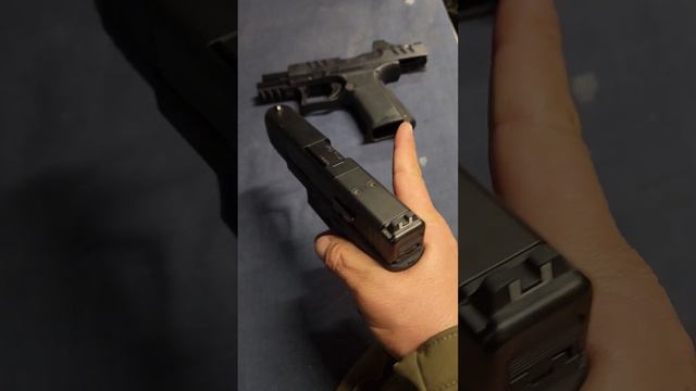 Glock 19 /5 #waltherpdp #glock19 сравниваем глок 5 поколения с валтером