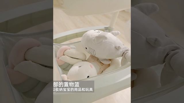 детский стул для кормления.