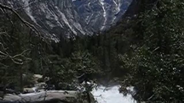 Above Mist Falls - Kings Canyon, CA смотреть онлайн
