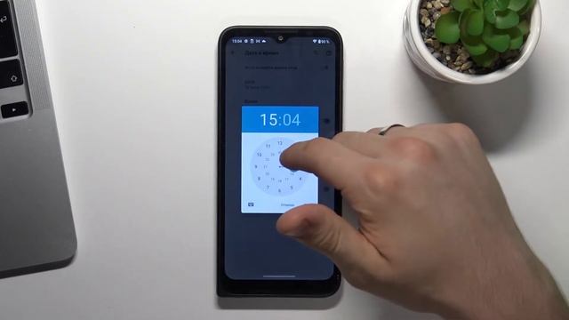 Как настроить дату на Motorola Defy / Как настроить время на Motorola Defy смотреть онлайн