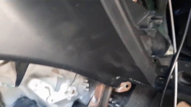 Toyota Alphard Доработка после перекидки, перенос вакуума, ремонт проводки, дворников смотреть онлайн