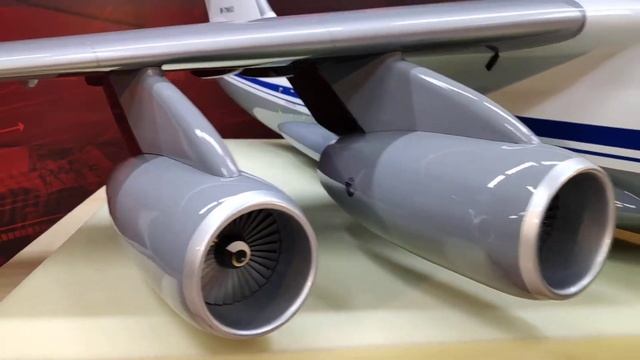 Макет самолета Ил-76МД-90А. Масштаб 1:20. смотреть онлайн