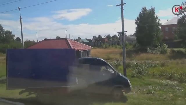 РОССИЯ из окна поезда.Таежный-Советский ХМАО. 20.08.2015г.