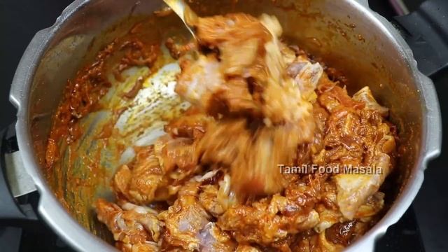 மட்டன் குழம்பு ஒரு முறை இப்படி செஞ்சி பாருங்க | Mutton Kulambu Recipe in Tamil | Mutton Kuzhambu смотреть онлайн