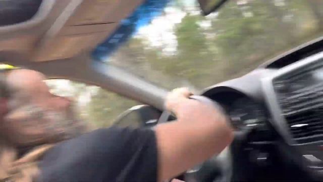 Dirt road riding “it’s finna git ugly right up in here” смотреть онлайн