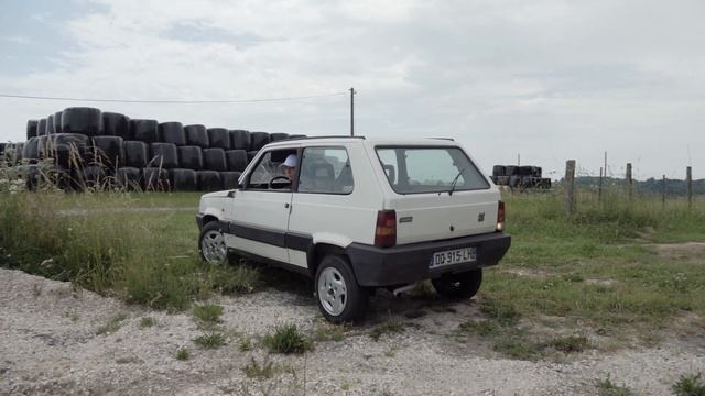 A Fiat Panda 4x4 is Born. смотреть онлайн