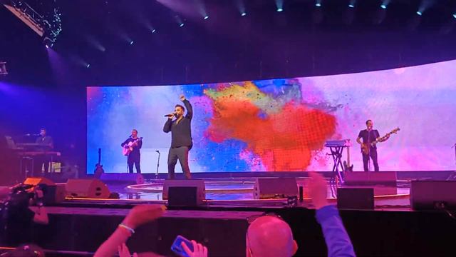 Kendji Girac - Pour oublier - live concert Paris 23/04/2022 смотреть онлайн