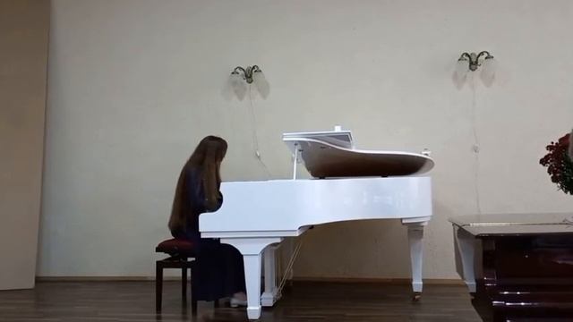 Л.Іваненко " Зимовий вальс". Виконує Бахурська Ольга (9 клас) смотреть онлайн