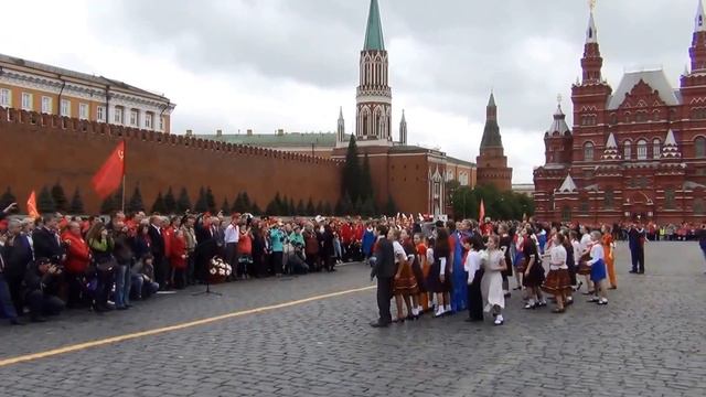 2/3. 17 мая 2015 года. Москва. День Пионерии на Красной площади. смотреть онлайн