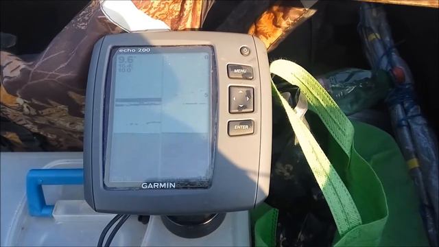 Сом на эхолоте Garmin echo 200 смотреть онлайн