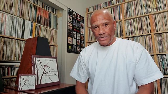 The non audiophile headphones that this audiophile uses to listen to vinyl records, SACD'S and CD'S смотреть онлайн
