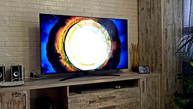 LG 55SM8600PLA мой первый 4K телевизор. Не плохой середнячок. смотреть онлайн